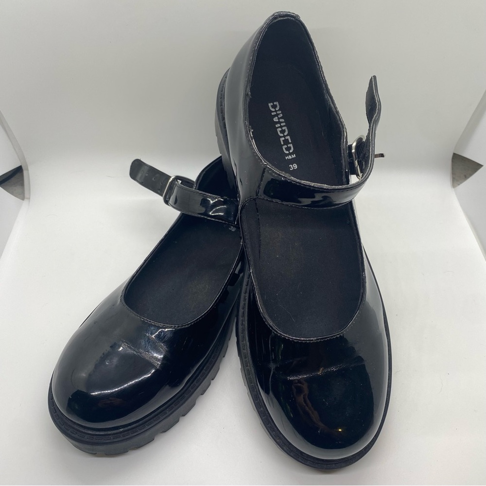 Divided by H&M Shiny Black Mary Jane Shoes size 39